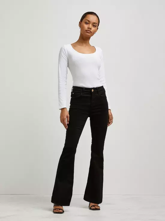 '70s and flared jeans, A/W 2021 denim trends