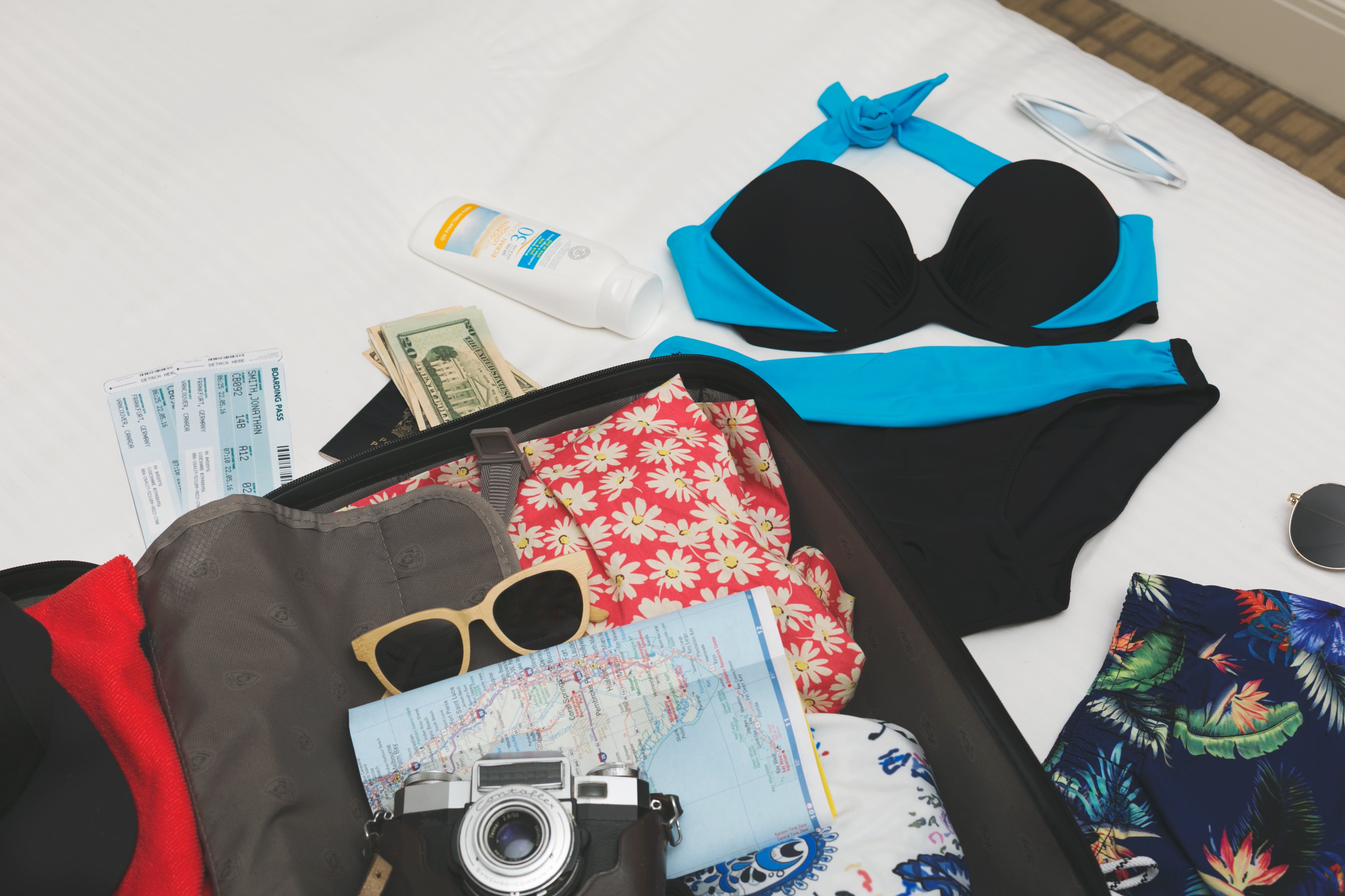 What to have in your hand luggage. Ph. Shopify Partners