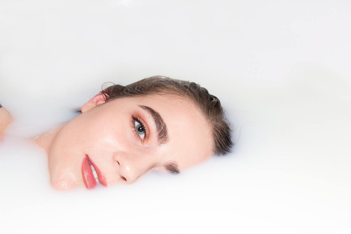 woman wearing natural makeup by bennie lukas bester