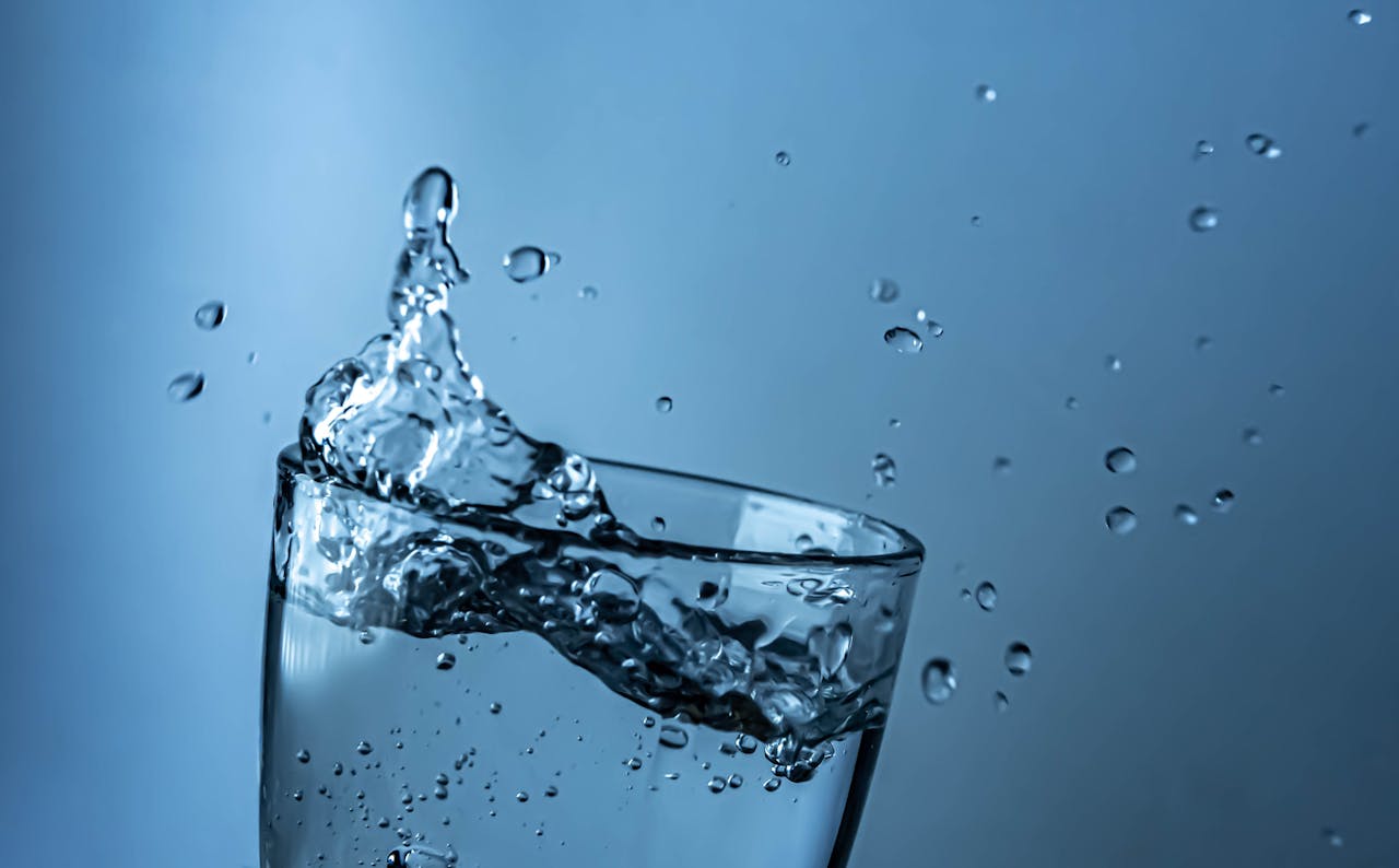 Hydrating glass of water