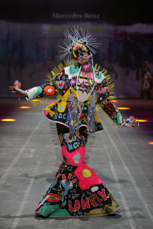 "7 ways to be T.VDB /  Act 3: A Hopeful Parade"