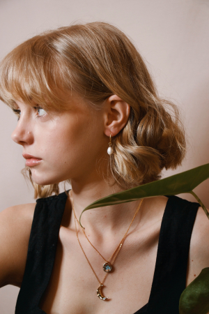 8 Ways To Wear Statement Earrings